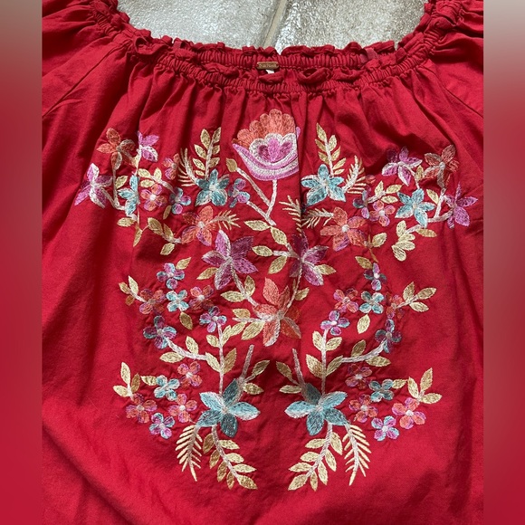 Free People Floral Embroidered “Peasant” Top - Picture 4 of 7